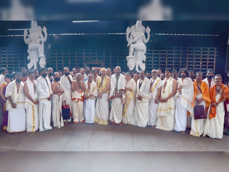 guruvayur-devaswom-temple-1